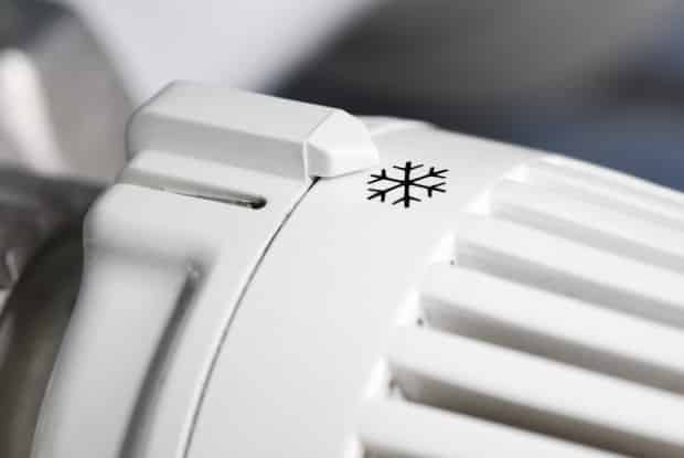 7 Ways to Reduce Your Heating Costs This Winter